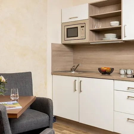 Altes Konsulat Aparthotel 4*