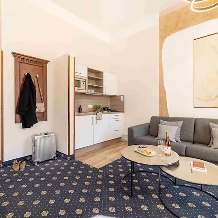 Ξενοδοχείο με διαμερίσματα Altes Konsulat 4*