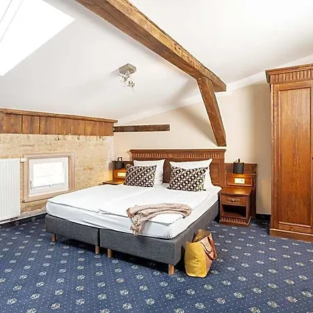 Altes Konsulat 4*