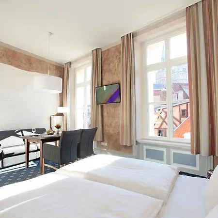Altes Konsulat Aparthotel 4*